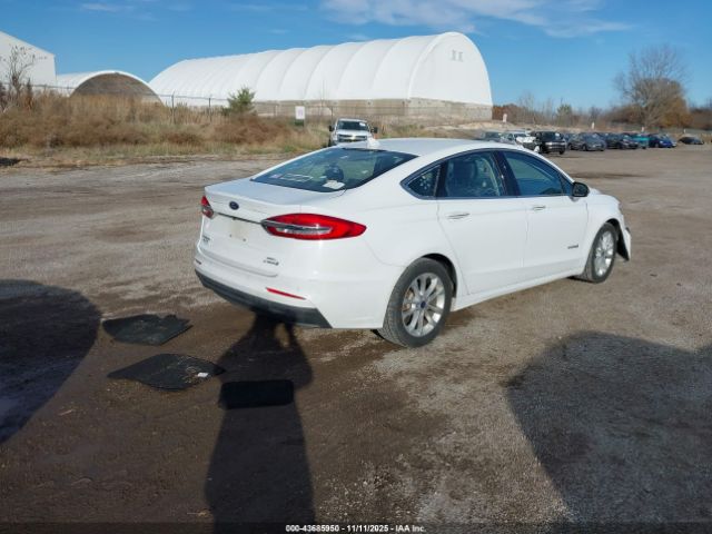 2019 FORD FUSION HYBRID 3FA6P0MU5KR202909 Photo 3