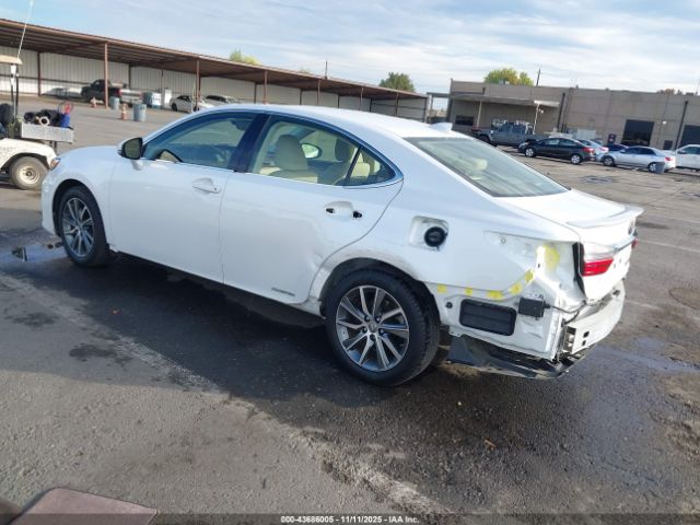 2018 LEXUS ES 300H JTHBW1GG9J2192717 Photo 2