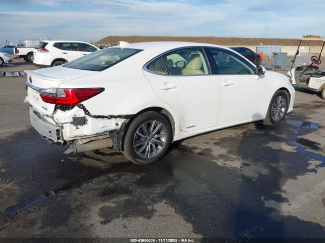 2018 LEXUS ES 300H JTHBW1GG9J2192717 Photo 3