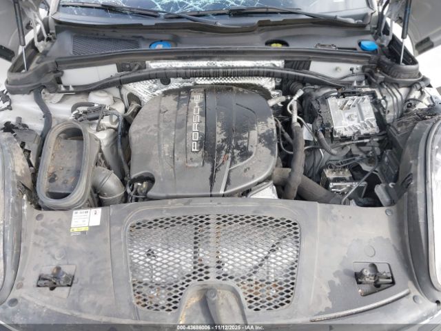 2021 PORSCHE MACAN WP1AA2A55MLB18135 Photo 9