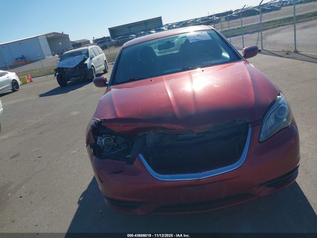 Продажа на аукционе авто 2013 Chrysler 200 Touring, vin: 1C3CCBBB3DN516560, номер лота: 43686019