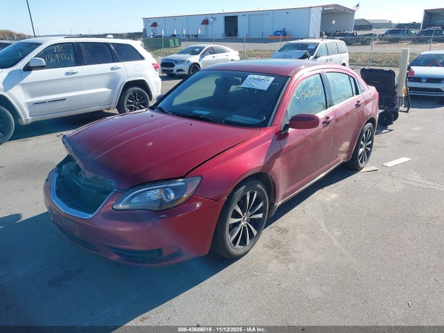 Продажа на аукционе авто 2013 Chrysler 200 Touring, vin: 1C3CCBBB3DN516560, номер лота: 43686019