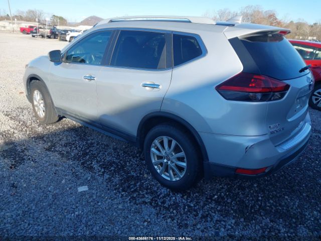 2018 NISSAN ROGUE 5N1AT2MV1JC851314 Photo 2