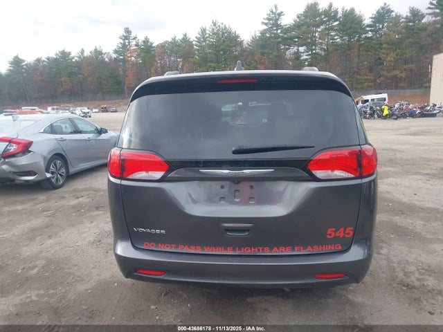 43686178 :رقم المزاد ، 2C4RC1DG8MR527307 vin ، 2021 Chrysler Voyager Lxi مزاد بيع