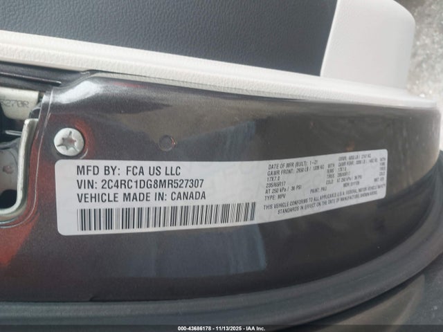 43686178 :رقم المزاد ، 2C4RC1DG8MR527307 vin ، 2021 Chrysler Voyager Lxi مزاد بيع