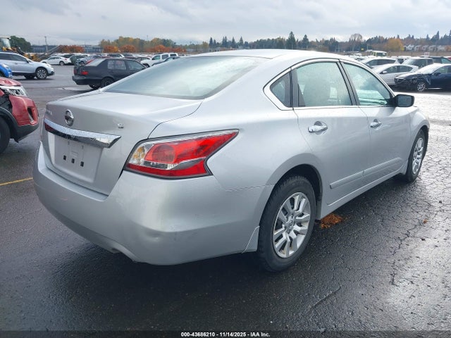 Nissan Altima 2.5 S 2015 1N4AL3AP3FC576042 Image 4
