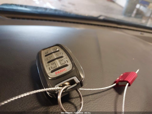 Продаж на аукціоні авто 2021 Chrysler Voyager Lxi, vin: 2C4RC1DGXMR513005, номер лоту: 43686224