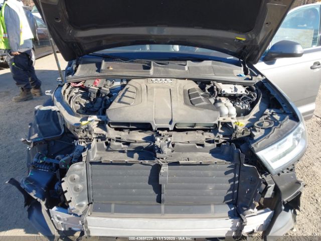 2018 AUDI Q7 WA1LAAF74JD045497 Photo 9