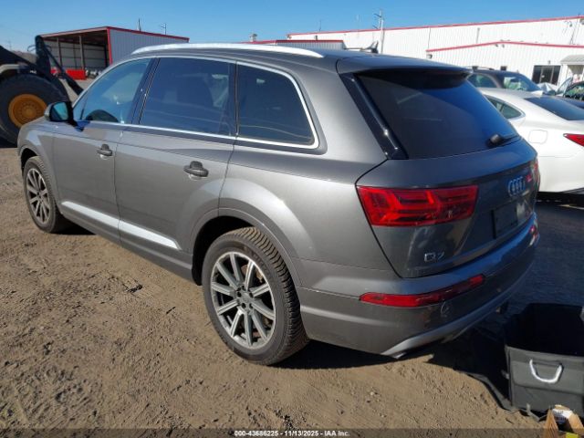 2018 AUDI Q7 WA1LAAF74JD045497 Photo 2