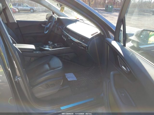 2018 AUDI Q7 WA1LAAF74JD045497 Photo 4