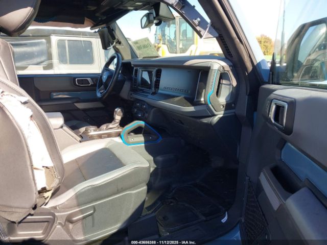 2023 FORD BRONCO 1FMDE5CH3PLB49797 Photo 4