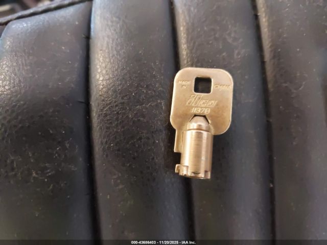 2013 HARLEY-DAVIDSON FXDB 1HD1GX419DC322442 Photo 10