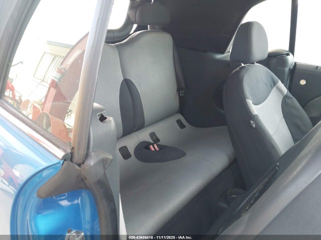 2007 MINI COOPER S WMWRH33587TL95236 Photo 7