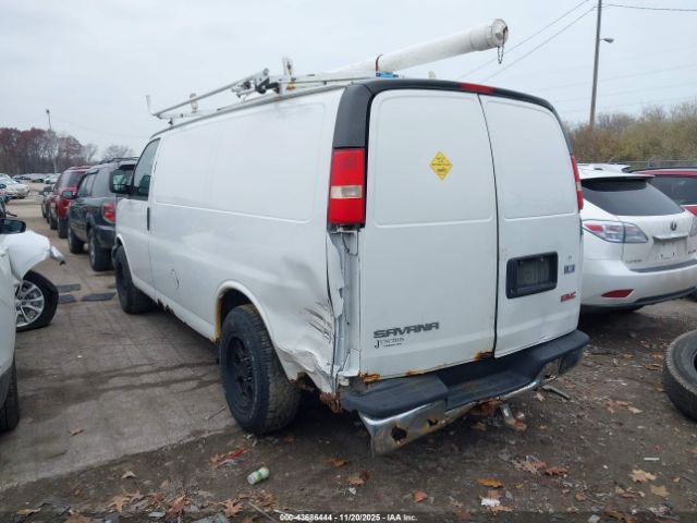 2010 GMC SAVANA 1500 1GTUGADX8A1112048 Photo 2