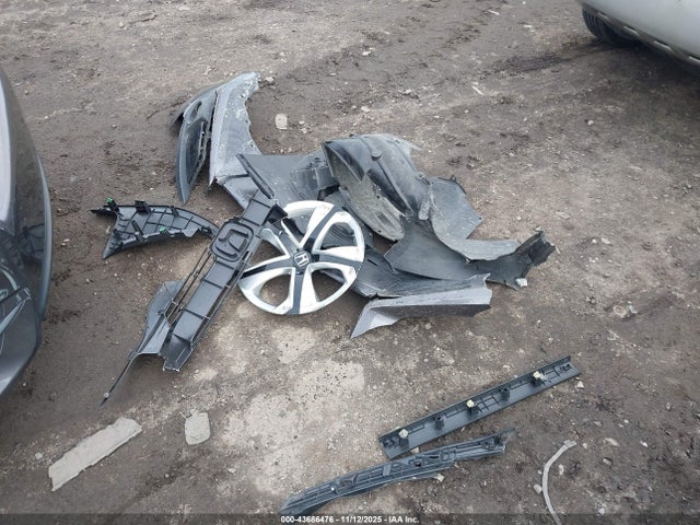 JHMFC1F93JX009554 Honda Civic Touring