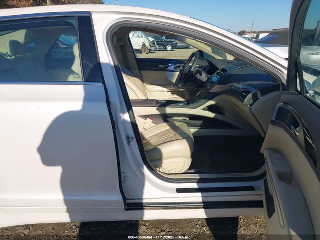 Продажа на аукционе авто 2015 Lincoln Mkz, vin: 3LN6L2JK8FR606499, номер лота: 43686484