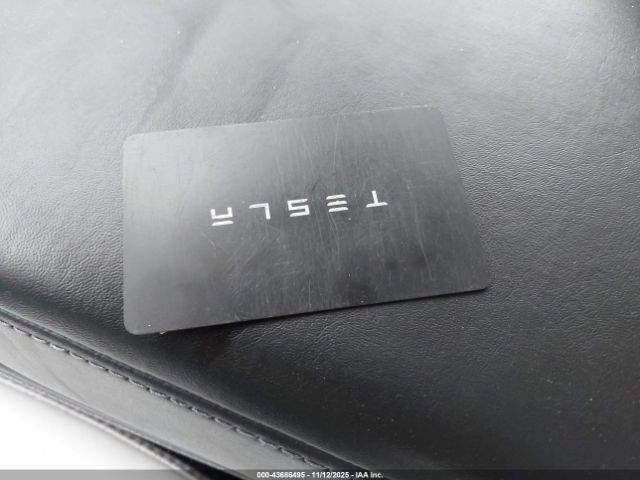 2021 TESLA MODEL Y 5YJYGDEE2MF230950 Photo 10