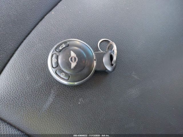 2011 MINI COOPER S WMWSV3C5XBTY11998 Photo 10