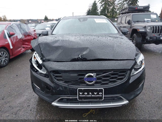 YV440MWK7J2054092 Volvo V60 Cross Country T5