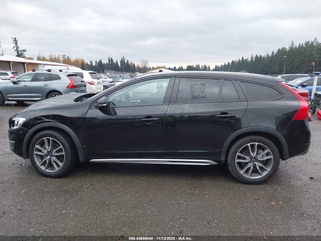 YV440MWK7J2054092 Volvo V60 Cross Country T5