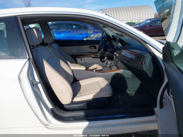 2011 BMW 335I WBAKF9C52BE619673 Photo 4