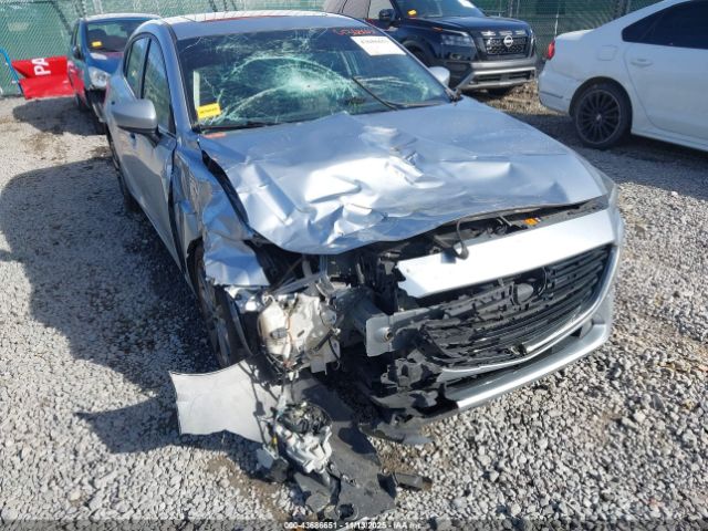 2018 MAZDA MAZDA3 3MZBN1M32JM220949 Photo 5