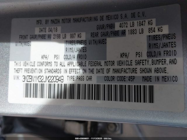 2018 MAZDA MAZDA3 3MZBN1M32JM220949 Photo 8