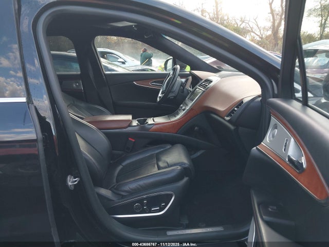 43686767 :رقم المزاد ، 2LMPJ9J9XKBL17976 vin ، 2019 Lincoln Nautilus Black Label مزاد بيع