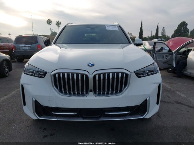 5UX13EU0XS9Y73481 BMW X5 Sdrive40i