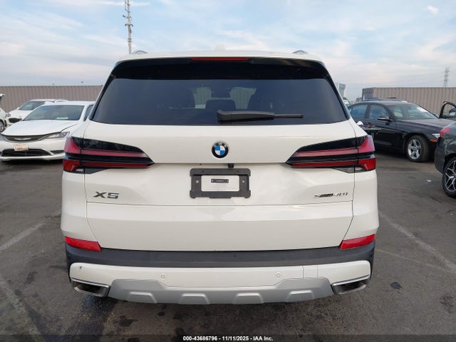 5UX13EU0XS9Y73481 BMW X5 Sdrive40i
