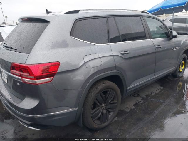 2018 VOLKSWAGEN ATLAS 1V2FR2CA7JC579082 Photo 3