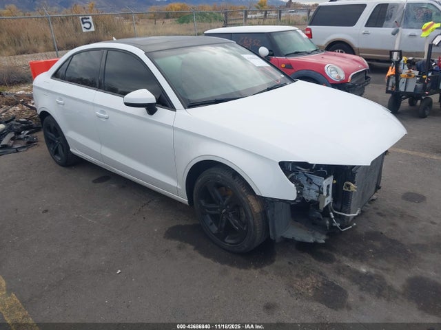 2017 AUDI A3 WAUB8GFF9H1021146 Photo 0