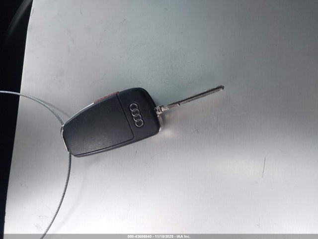 2017 AUDI A3 WAUB8GFF9H1021146 Photo 10