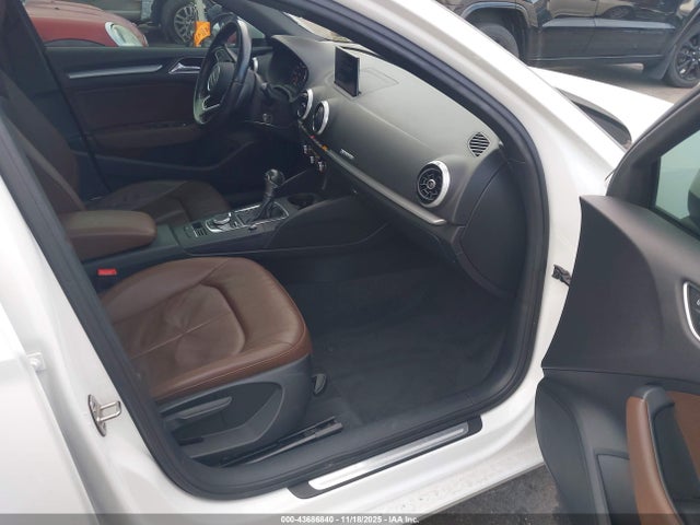 2017 AUDI A3 WAUB8GFF9H1021146 Photo 4