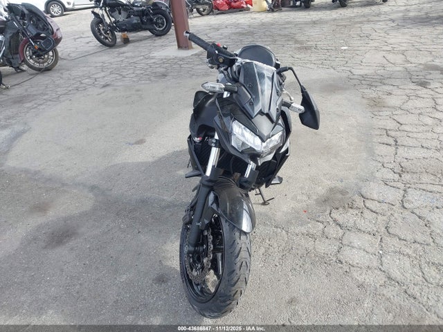 2023 KAWASAKI ER650 ML5EREP18PDA80137 Photo 4