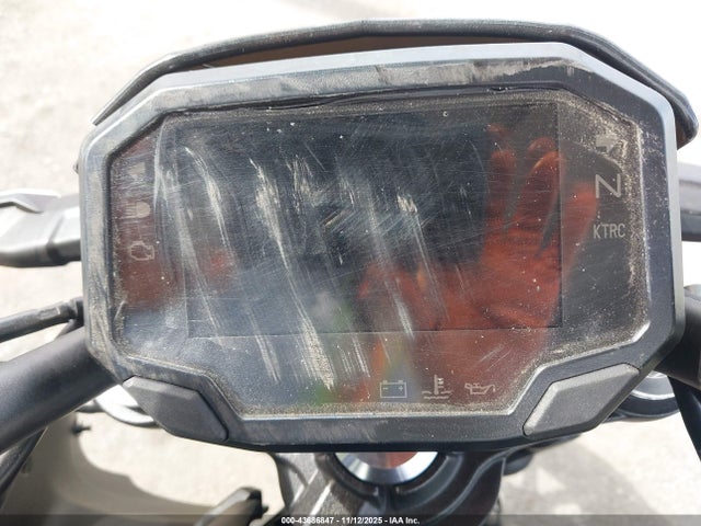 2023 KAWASAKI ER650 ML5EREP18PDA80137 Photo 6