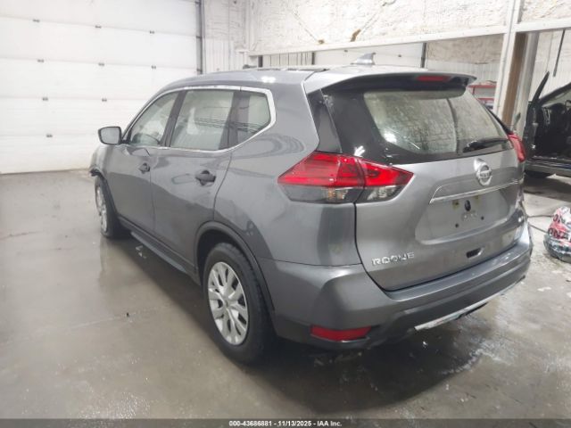 2017 NISSAN ROGUE KNMAT2MVXHP556350 Photo 2