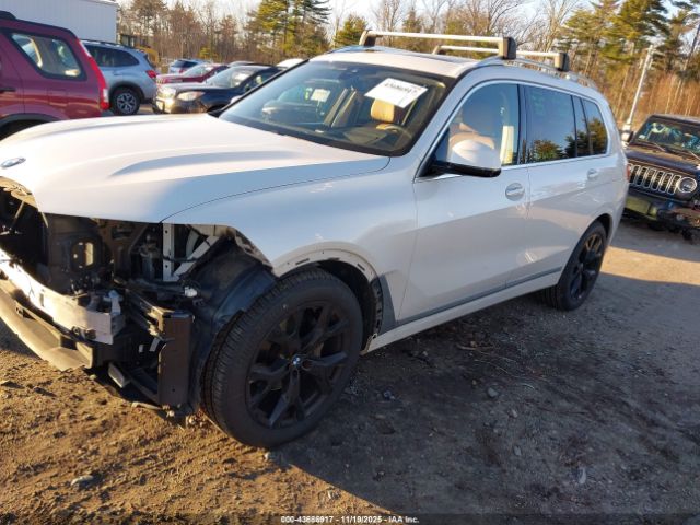 2022 BMW X7 5UXCW2C02N9L06072 Photo 1