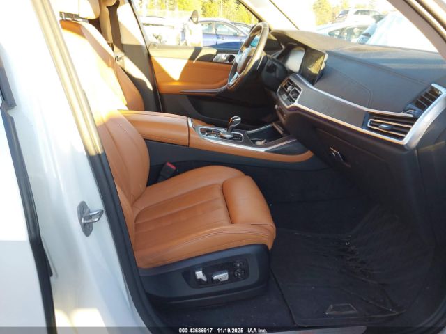 2022 BMW X7 5UXCW2C02N9L06072 Photo 4