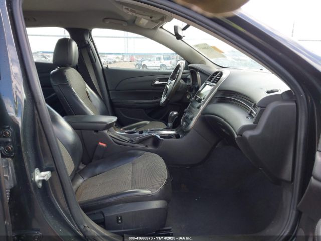 2015 CHEVROLET MALIBU 1G11D5SLXFF155490 Photo 4