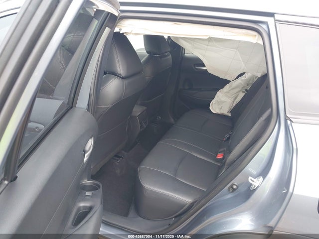 Toyota Corolla Cross Xle 2023 7MUDAAAG5PV071448 Image 8