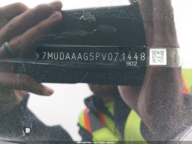 Toyota Corolla Cross Xle 2023 7MUDAAAG5PV071448 Image 9