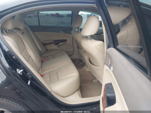 2008 HONDA ACCORD SDN 1HGCP25808A113232 Photo 7