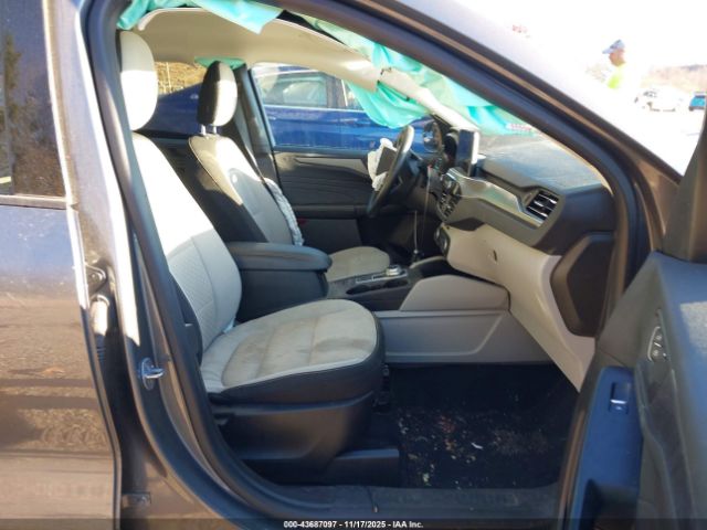 2023 FORD ESCAPE 1FMCU9GN0PUB26588 Photo 4