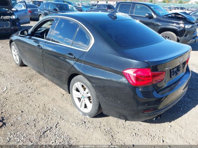 2018 BMW 330I WBA8D9C59JA614234 Photo 2