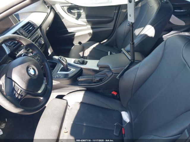 2018 BMW 330I WBA8D9C59JA614234 Photo 4