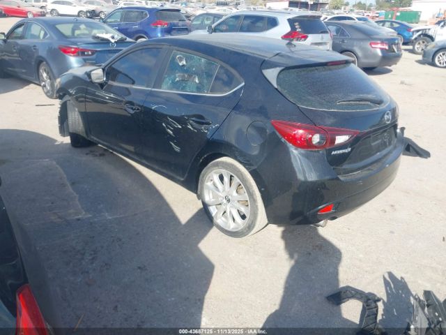 2017 MAZDA MAZDA3 3MZBN1L74HM127610 Photo 2