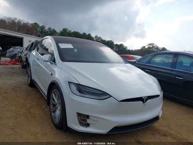 2017 TESLA MODEL X 5YJXCDE21HF044738 Photo 0