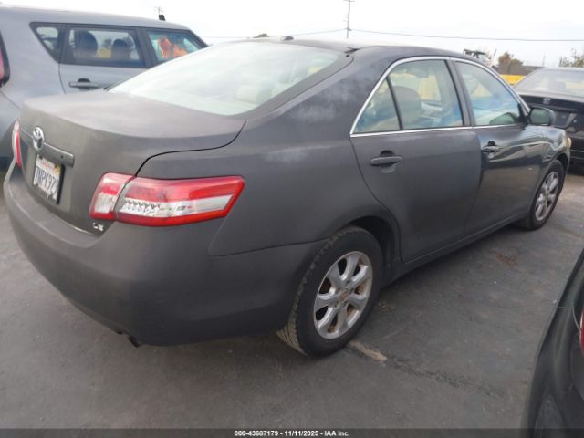 2011 TOYOTA CAMRY 4T1BF3EK7BU652947 Photo 3