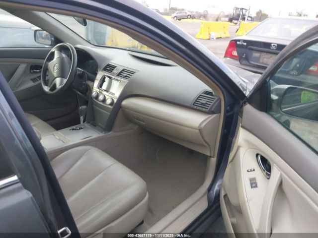 2011 TOYOTA CAMRY 4T1BF3EK7BU652947 Photo 4